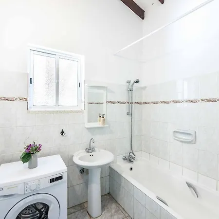 Вилла Joelena Латхи